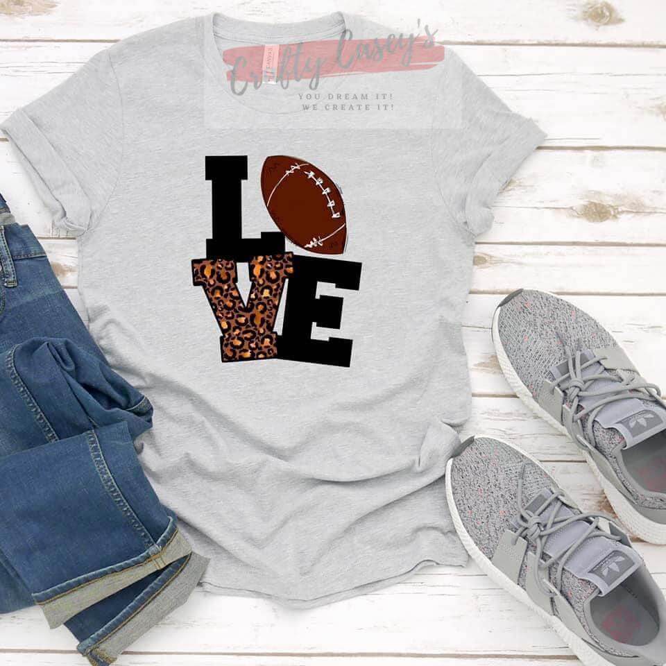 Love Football -Sports Unisex T-shirt.