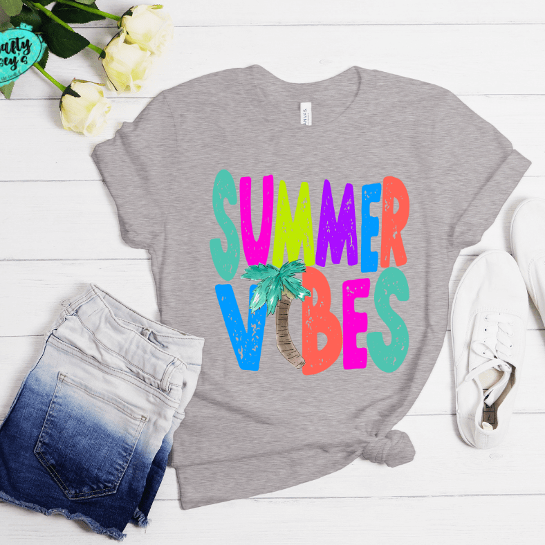 Summer Vibes Retro-Tee