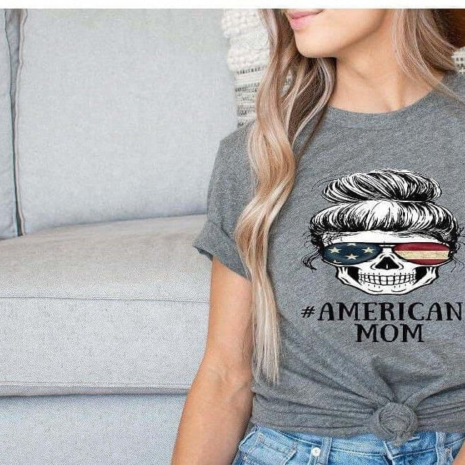 American Mom Skull - Unisex T-shirt